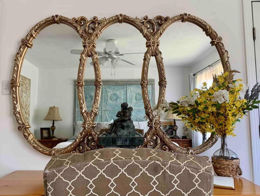 Luxury Oasis- 1 Bedroom Romantic Getaways Λούμποκ Εξωτερικό φωτογραφία