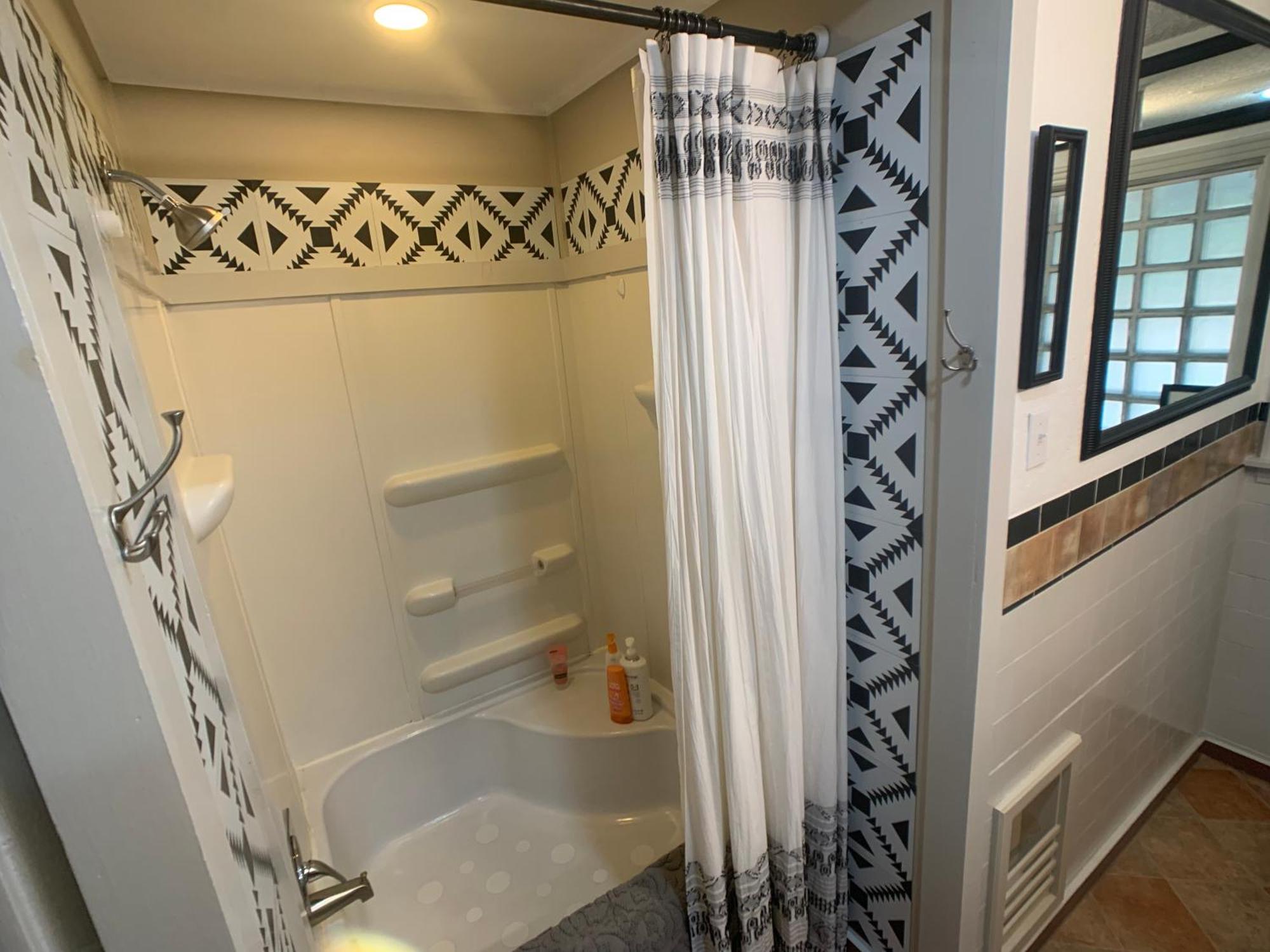 Luxury Oasis- 1 Bedroom Romantic Getaways Λούμποκ Εξωτερικό φωτογραφία